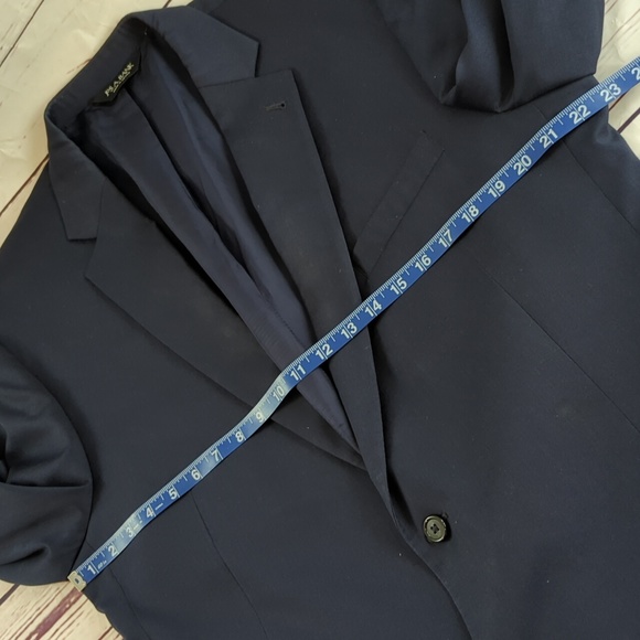 Jos. A. Bank Signature Collection Blazer, sports coat suit jacket, elbow patches - Picture 7 of 14